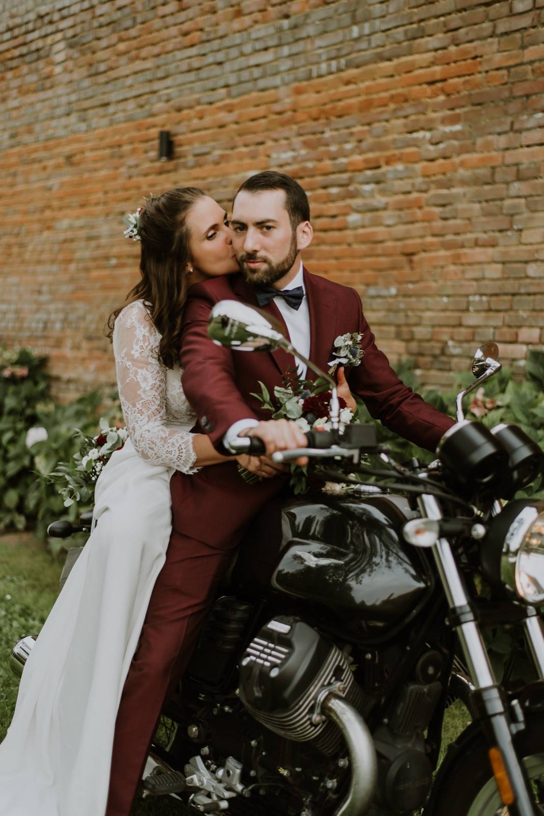 costume de marie homme rouge bordeaux sur mesure tailleur costume homme yvelines saint germain en laye carat