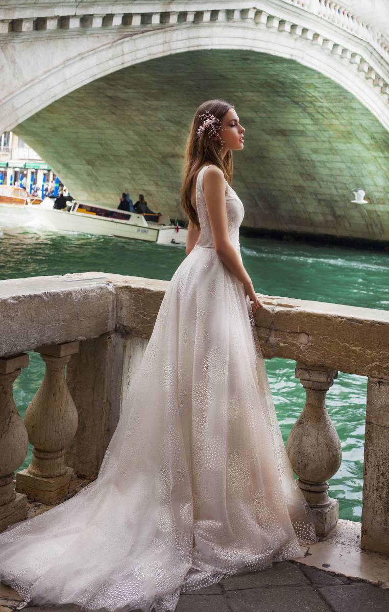 Robe de mariée élégante à Saint-Germain-en-Laye