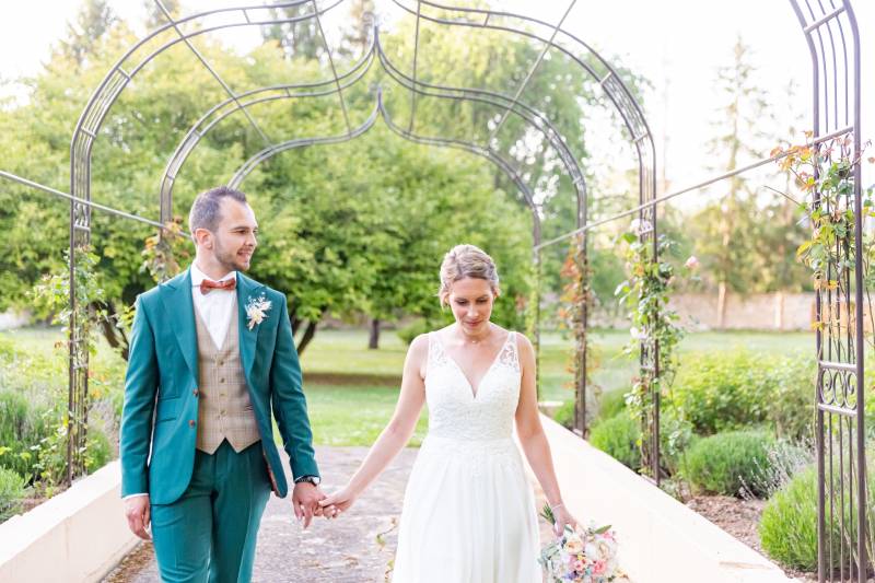 costume de marie vert 3 pieces sur mesure mariage champetre chic yvelines sur mesure versailles saint germain en laye