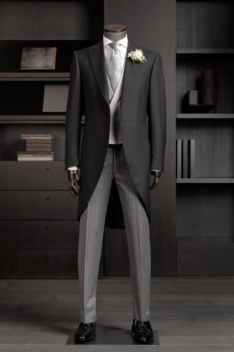 jaquette morning coat scabal sur mesure tailleur traditionnel entoilage tailleur ceremonie saint germain en laye paris versailles