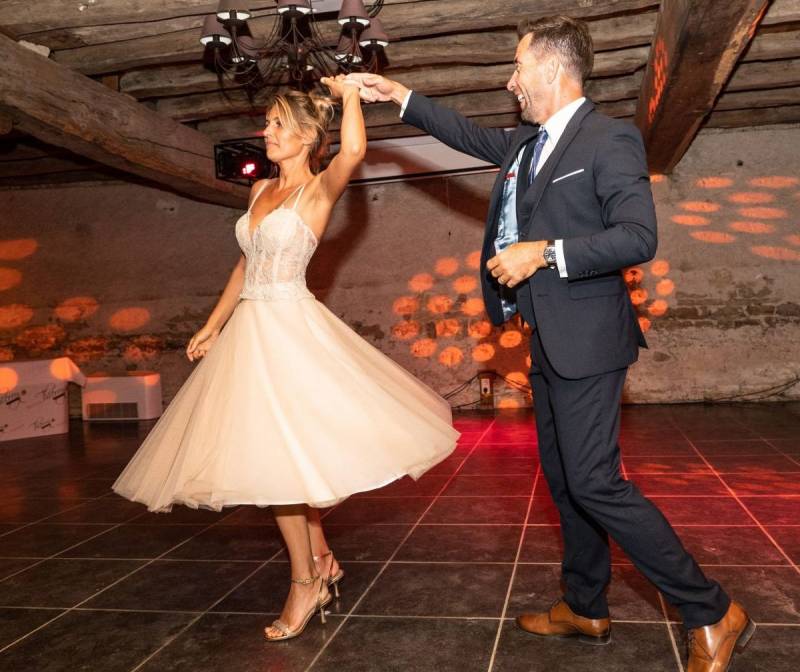 robe bal mariee tulle paillete et corset agnieszka danelska creatrice couturiere sur mesure saint germain en laye yvelines versailles paris boulogne billancourt