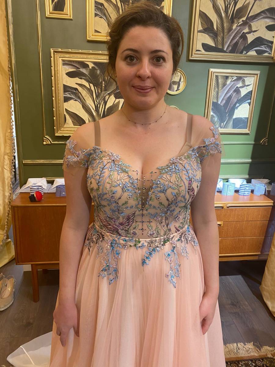 robe dentelle couleur perles colorees mariage indien corset tulle creatrice sur mesure couturiere agnieszka danleska carat saint germain en laye