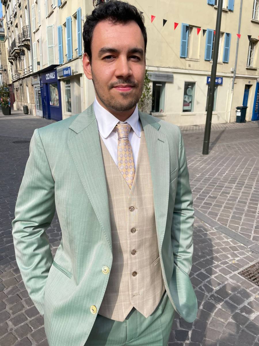 gilet clair boutonnage droit sur mesure pour homme chic mariage ete tailleur homme yvelines saint germaine en laye