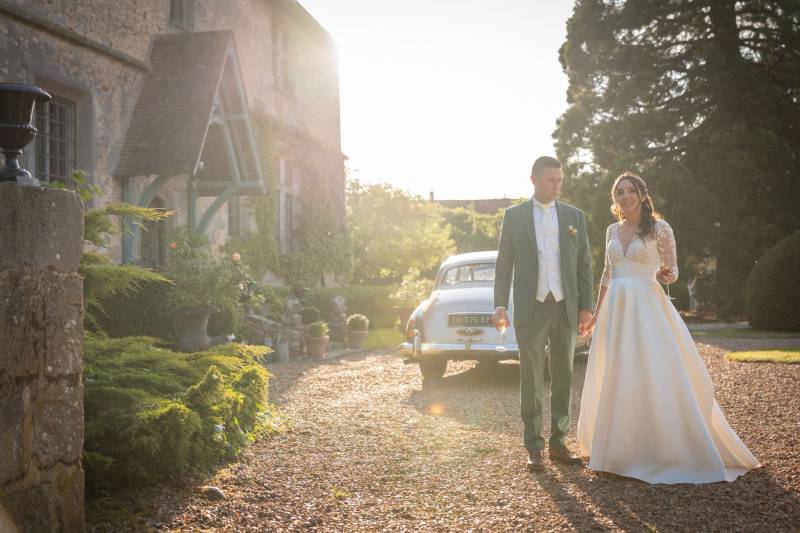 Cravate à nœud de cérémonie et costume vert sur mesure – Création CARAT et Danelska