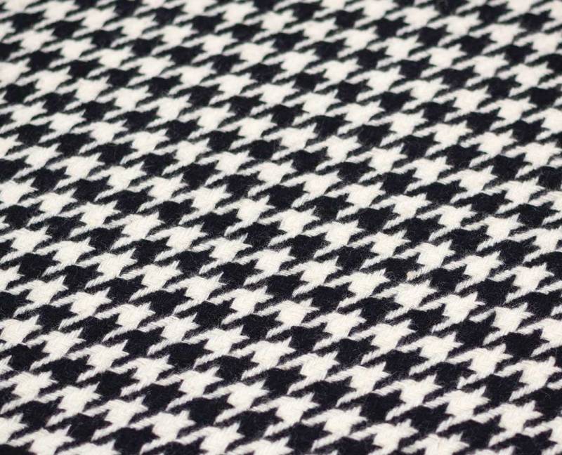 Offre limitée : de 10 à 20% d'économie sur les tissus écossais Holland & Sherry